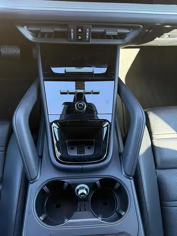 Porsche Cayenne III E-Hybrid PHEV 21,8 kWh Aut. Ansicht 23