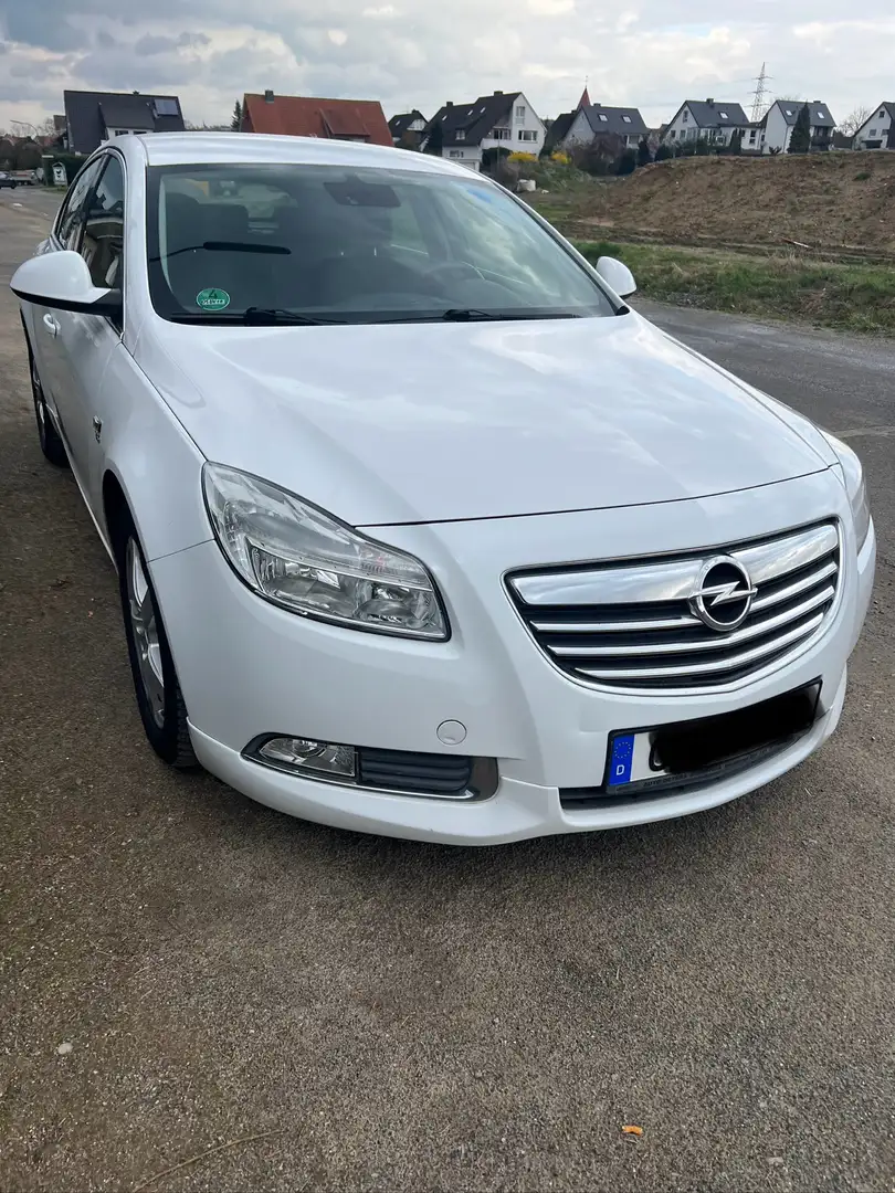 Opel Insignia 2.0 Turbo Sport White - 1