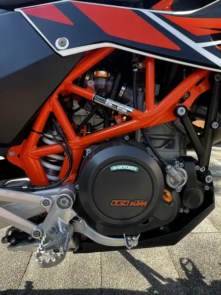 KTM 690 SMC R - foto 7