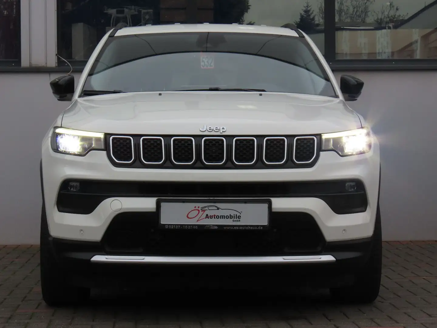 Jeep Compass 1.3 GSE T4 Autom. Leder Sitzheizung 360° Blanc - 2