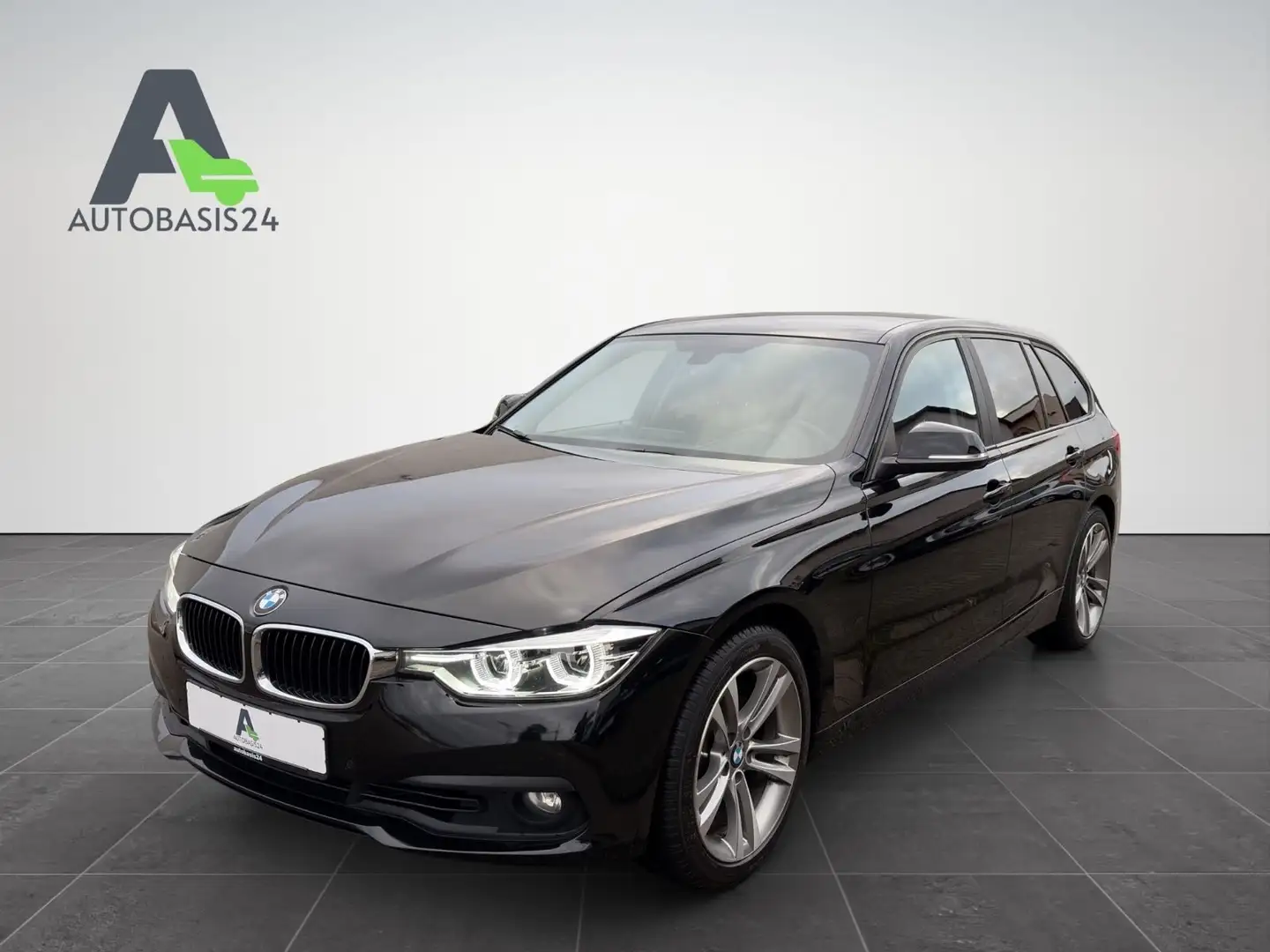 BMW 320 i Touring Advantage Automatik*LED*NAVI*AHK* Schwarz - 1