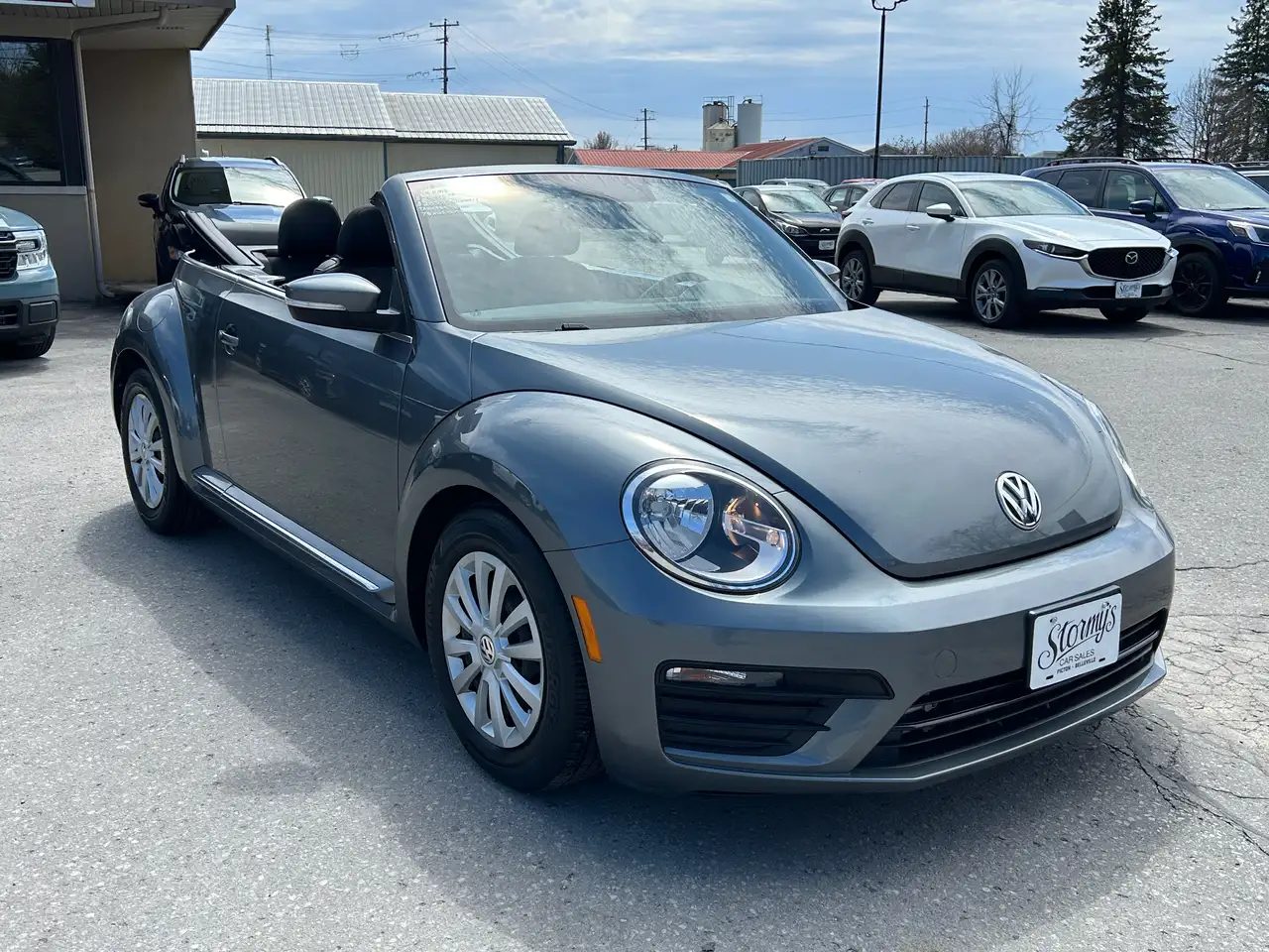 Volkswagen Beetle снимка Volkswagen Beetle