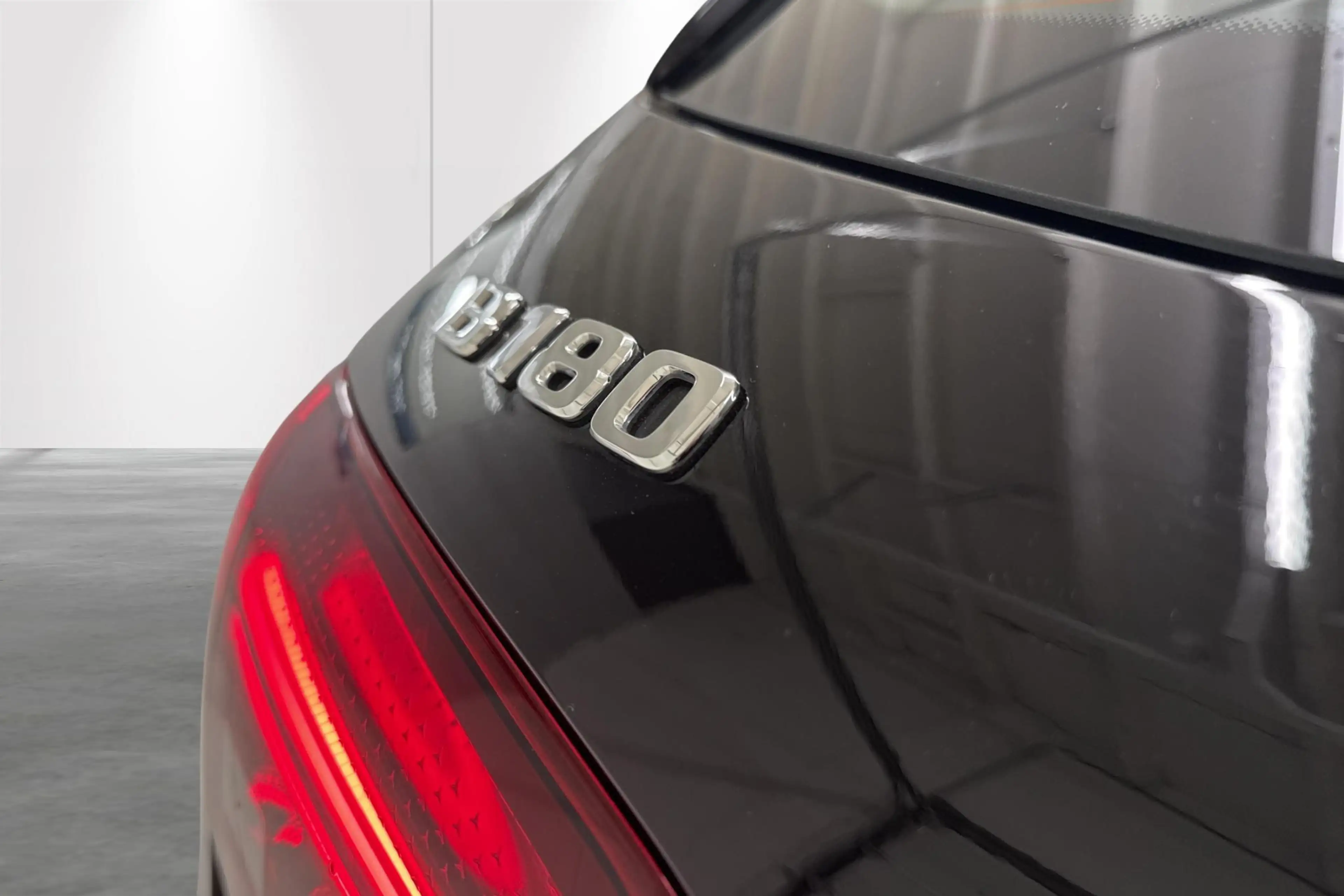 Mercedes-Benz B 180 B Business Line — photo 29