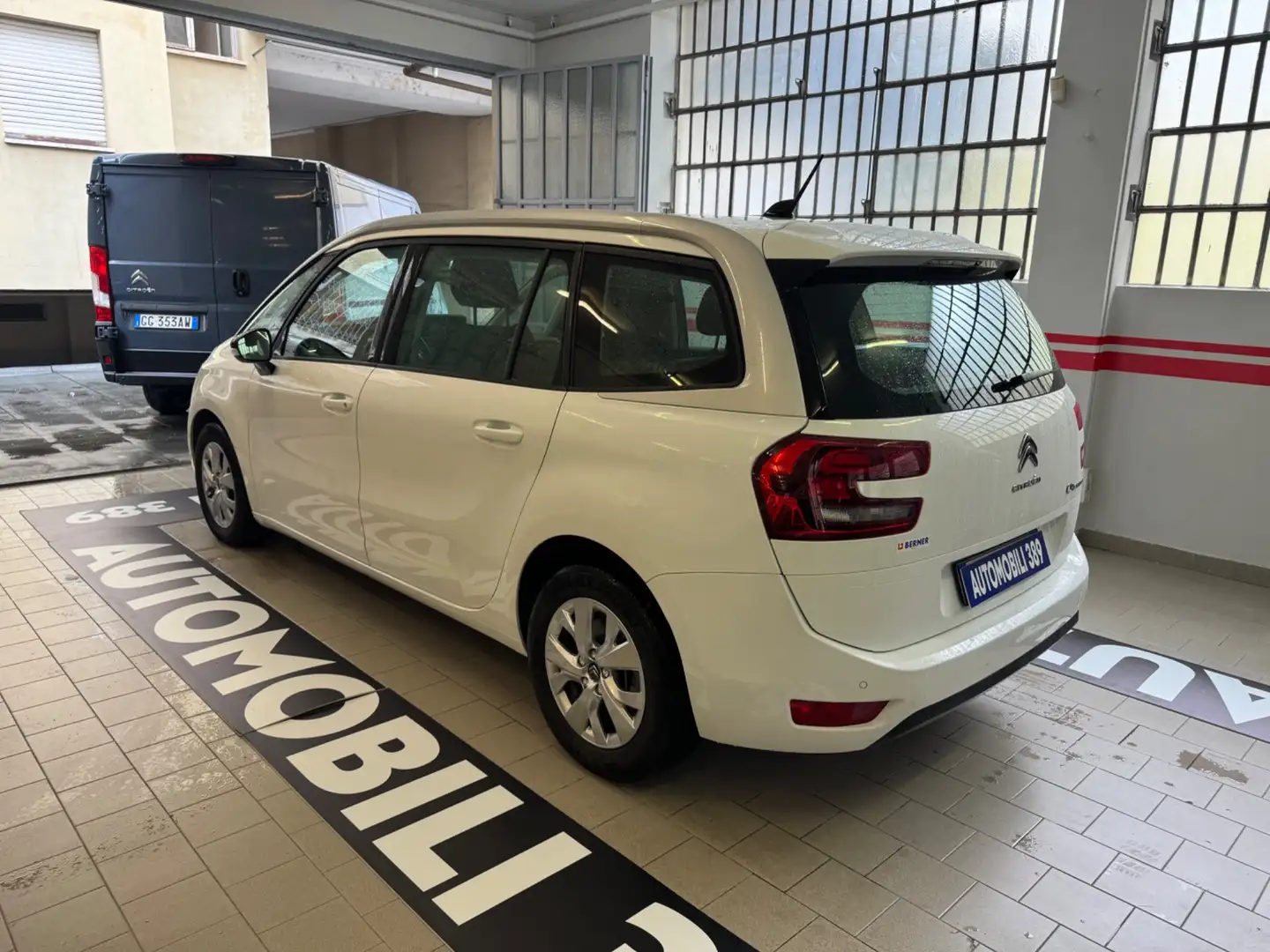 Citroen Grand C4 SpaceTourer Grand C4 SpaceTourer BlueHDi 130 S&S EAT8 Feel Blanc - 2