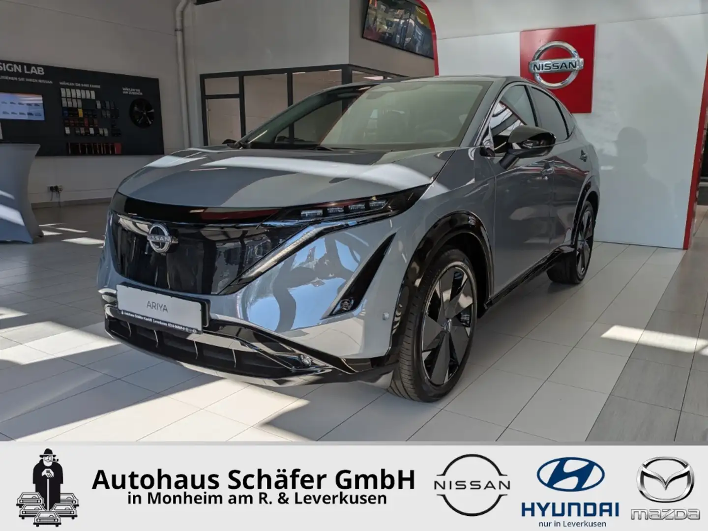 Nissan Ariya EVOLVE 87kWh 242PS 20''-Alu HUD El. Panodach Navi Gris - 1