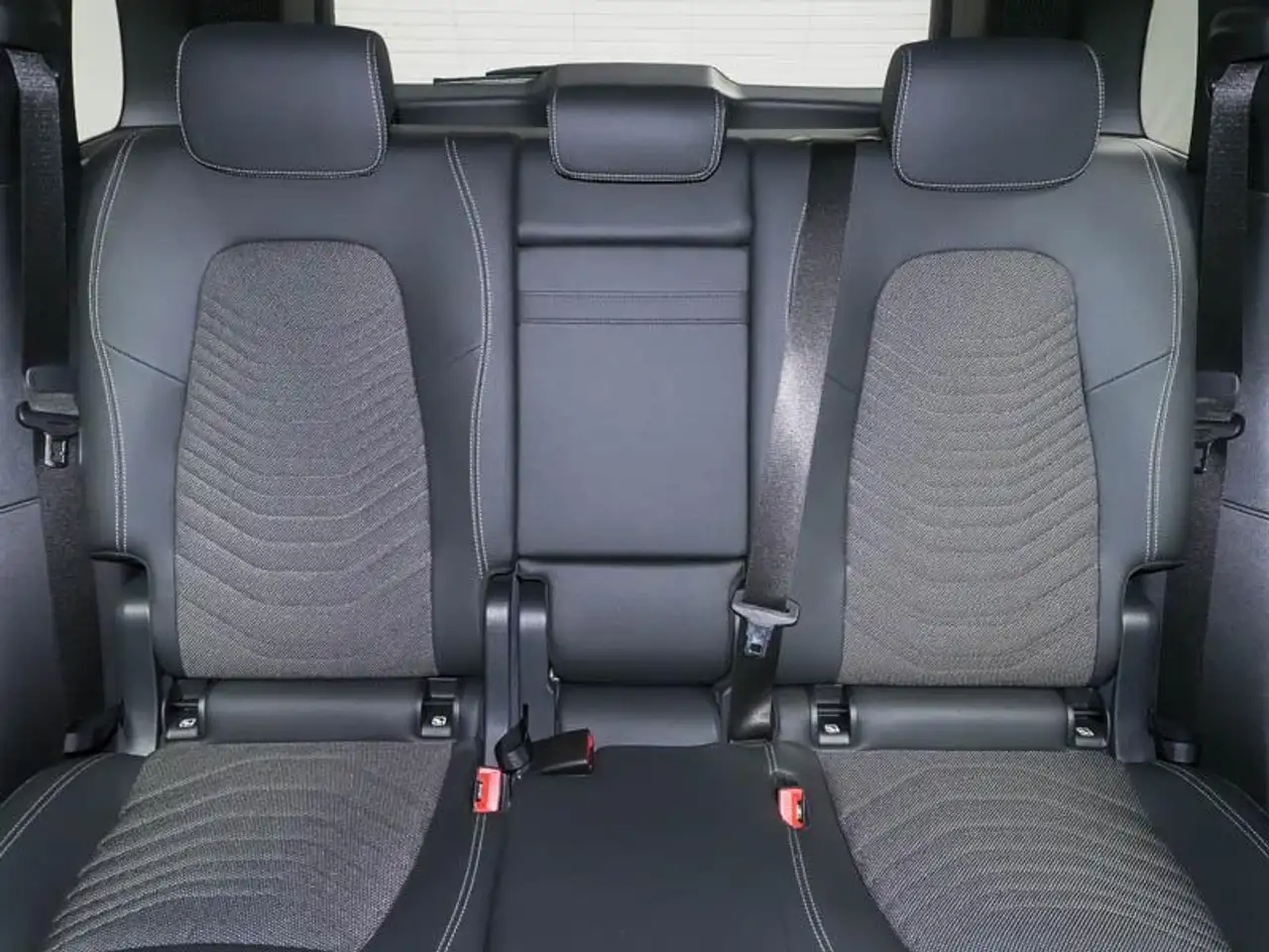 Mercedes-Benz EQB 250 EQB 250+ Business Line 8