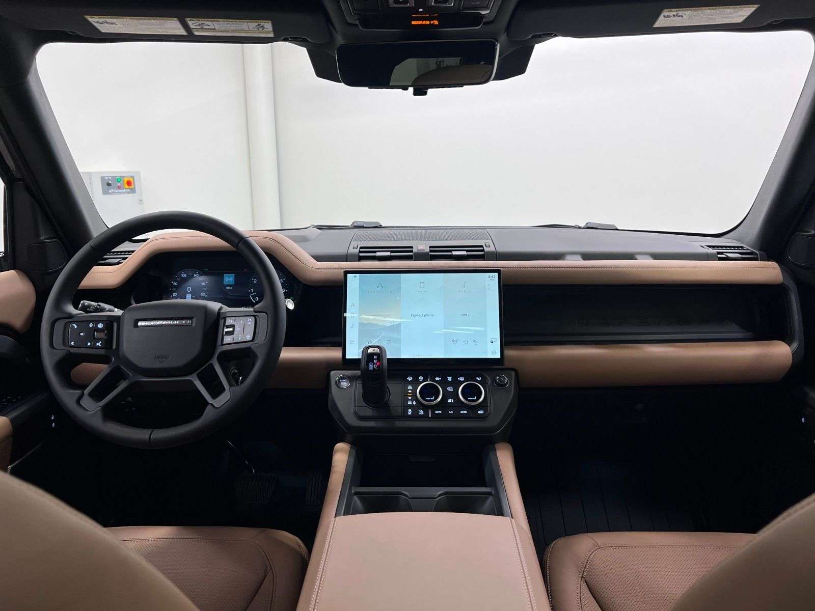 2026 Land Rover Defender 110 P400 X-DYNAMIC SE thumb 13