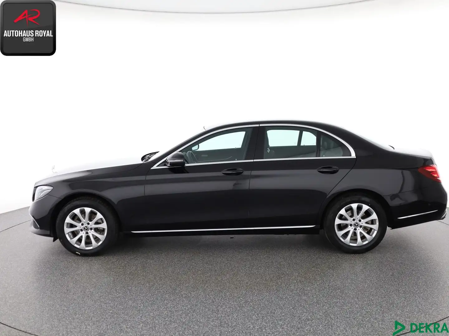 Mercedes-Benz E 220 E 220 d MULTIBEAM,KAMERA,COMAND,TOTWINKEL,DAB,SH Schwarz - 2