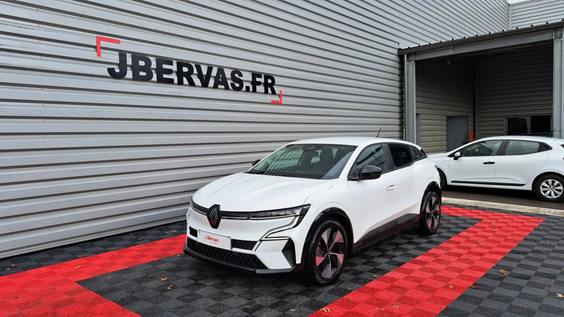 Renault Megane E-Tech EV60 220 CH OPTIMUM CHARGE EQUILIBRE Blanc - 1