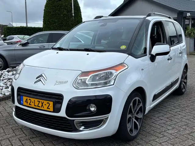 2010 Citroen C3 Picasso in White for sale