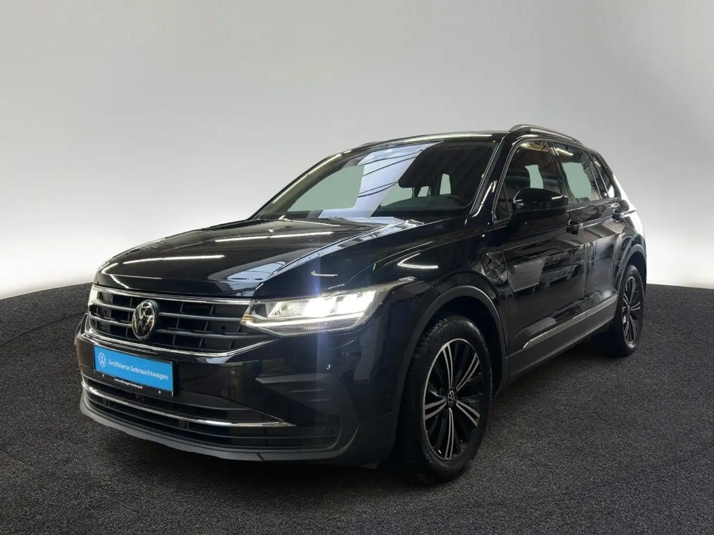 Volkswagen Tiguan 1.5 TSI Active DSG LM18 Navi Kamera Schwarz - 2