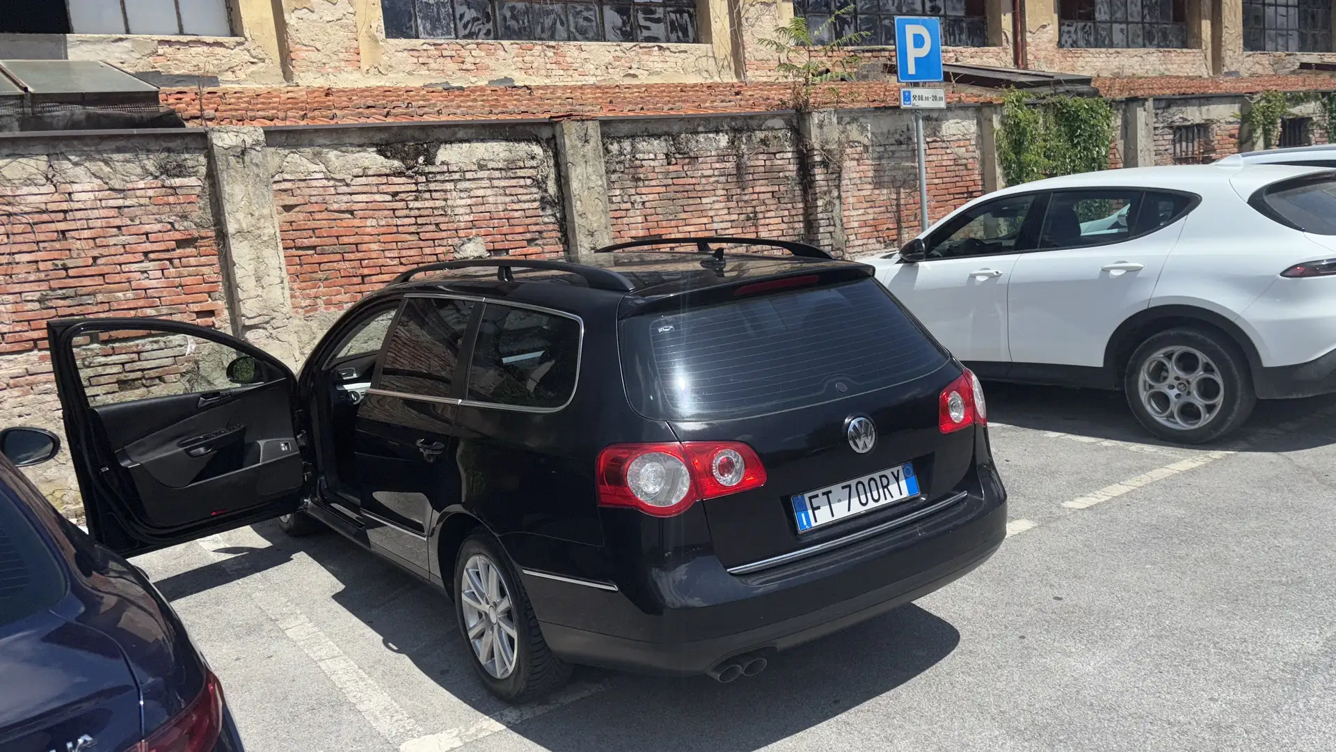 Volkswagen Passat Variant 2.0 tdi Highline 4motion dpf - 1