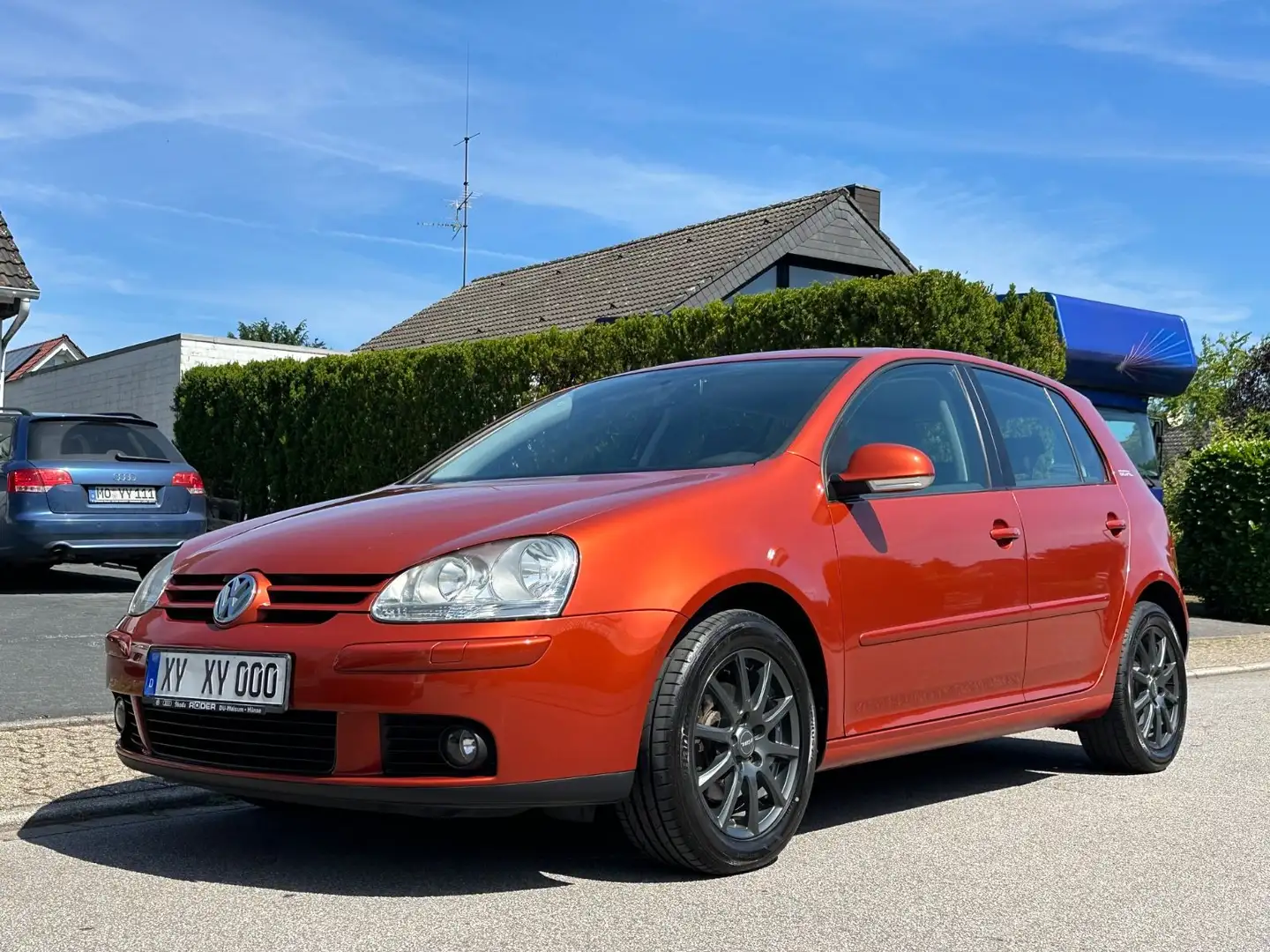 Volkswagen Golf V Goal 1.4 5t, 147tkm, neu TÜV 7/27 Oranje - 1