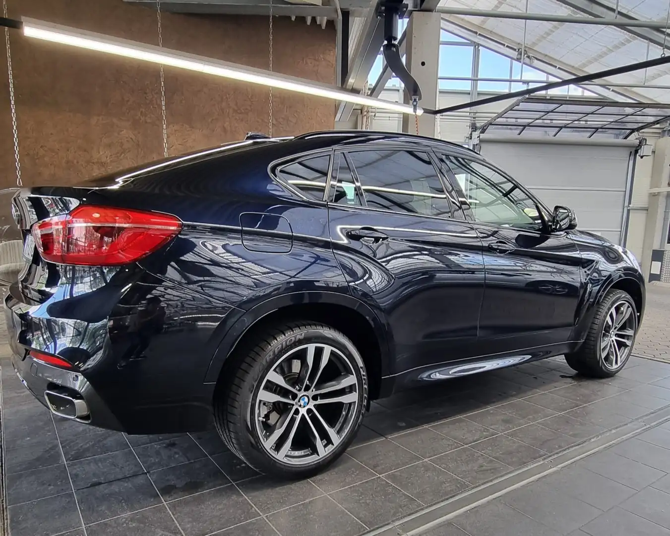 BMW X6 xDrive40d M-Paket (Vollaustattung) Noir - 1