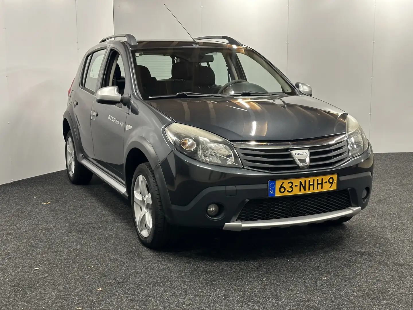 Dacia Sandero 1.6 STEPWAY AIRCO ELEKTRISCHE RAMEN VOOR DAB RADIO Gris - 2