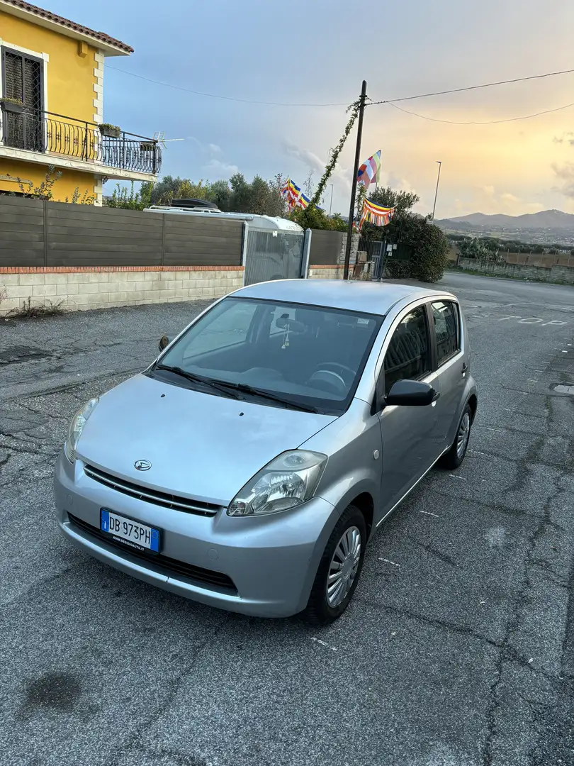 Daihatsu Sirion 1.0 benzina pronta all'uso - 2