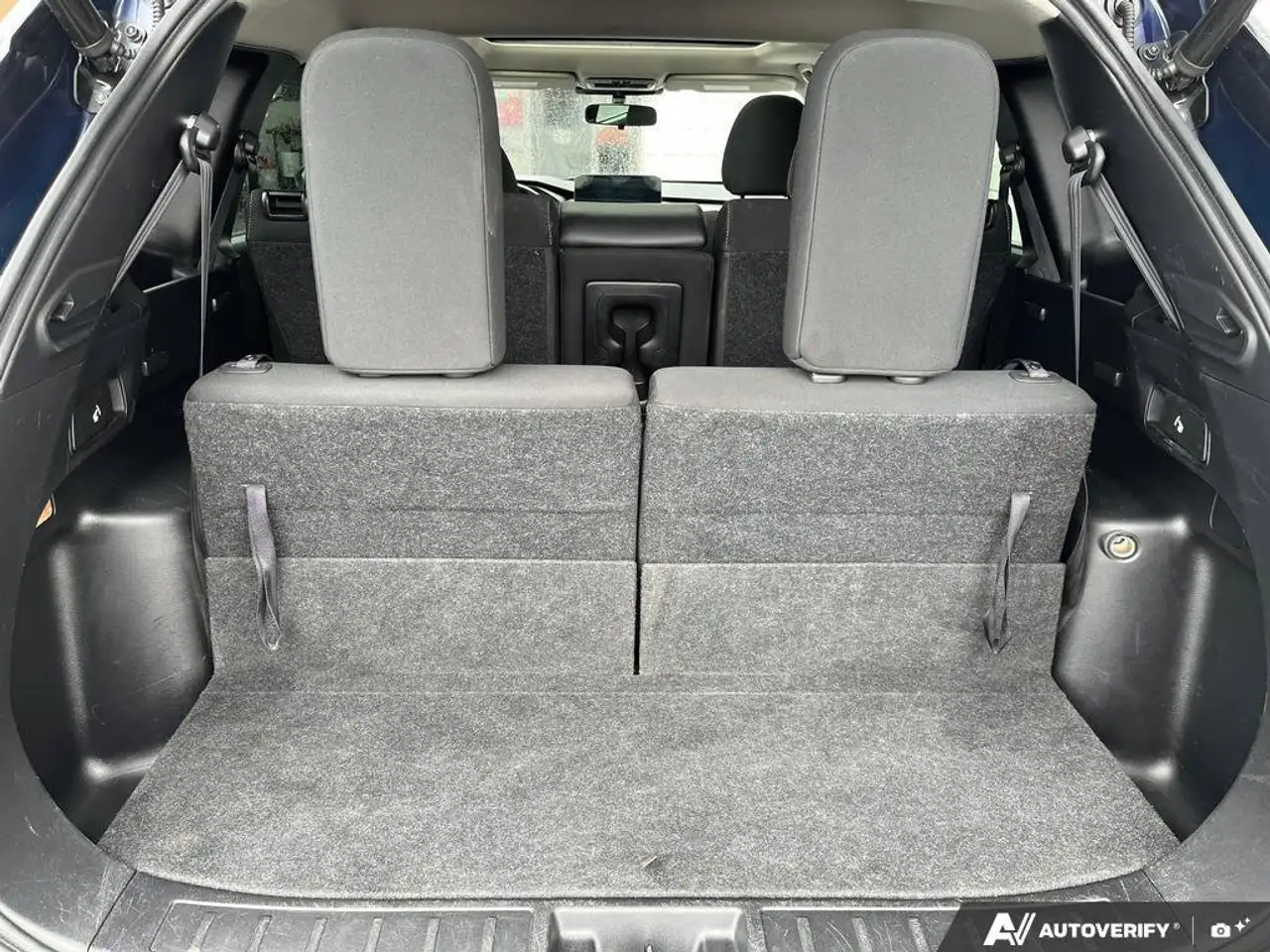 Mitsubishi Outlander снимка Mitsubishi Outlander