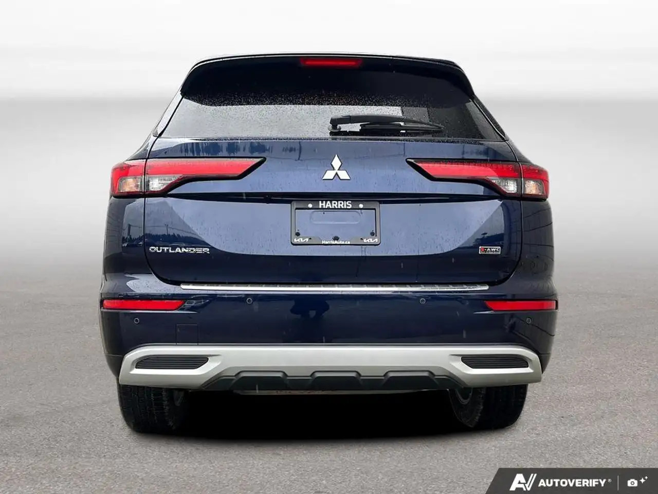 Mitsubishi Outlander снимка Mitsubishi Outlander