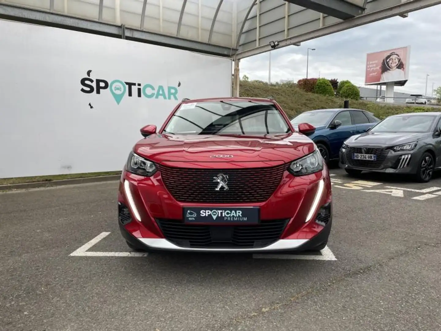 Peugeot e-2008 e-2008 136ch Allure Business Rojo - 2