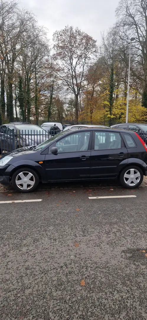 Ford Fiesta 1.3 Ambiente Zwart - 2