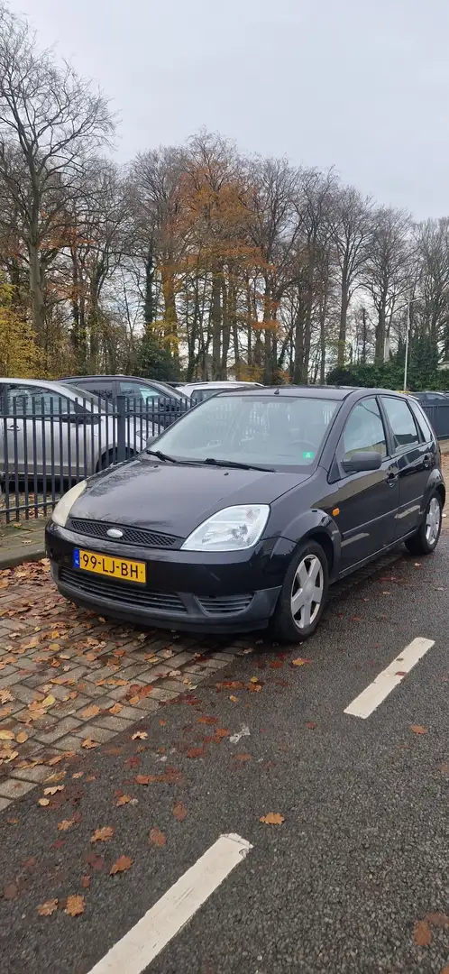 Ford Fiesta 1.3 Ambiente Zwart - 1
