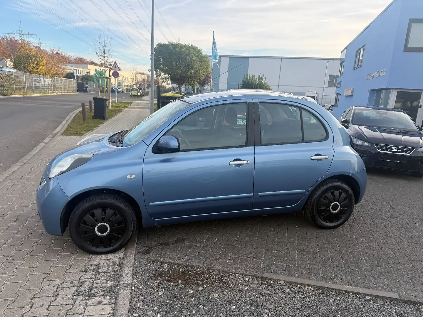 Nissan Micra I-Way Blau - 2