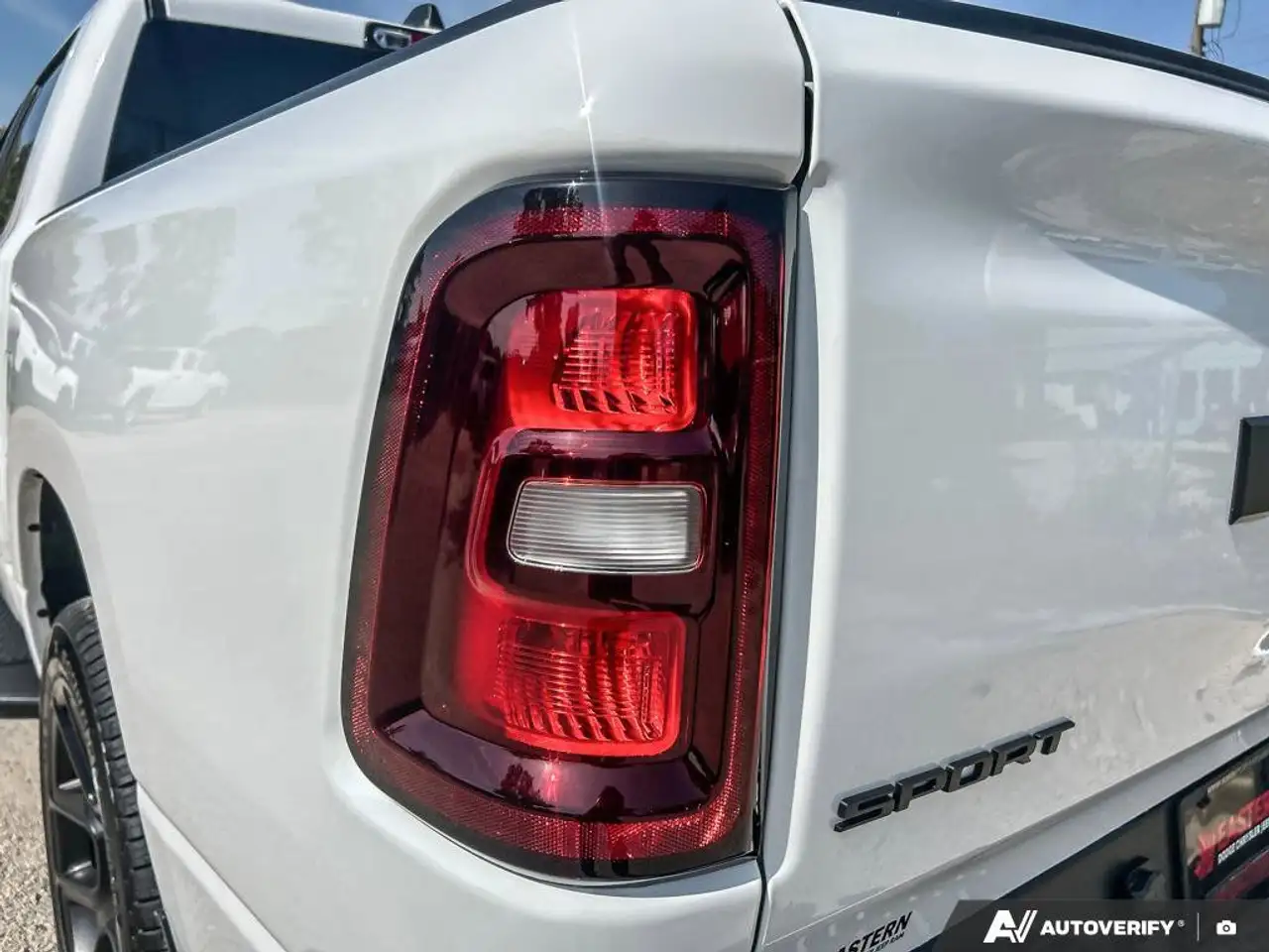 RAM 1500 снимка RAM 1500