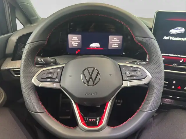 Volkswagen Golf view 9