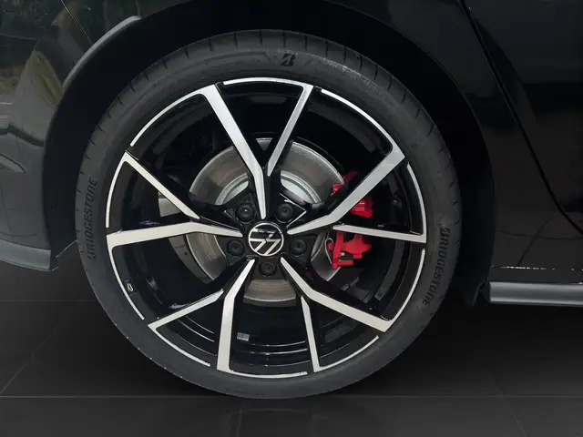 Volkswagen Golf view 7