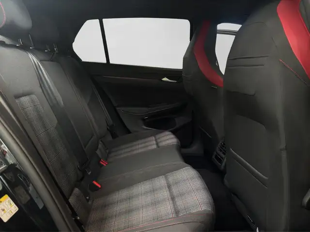 Volkswagen Golf view 6
