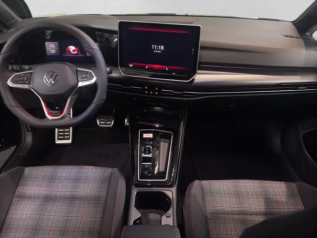 Volkswagen Golf view 5
