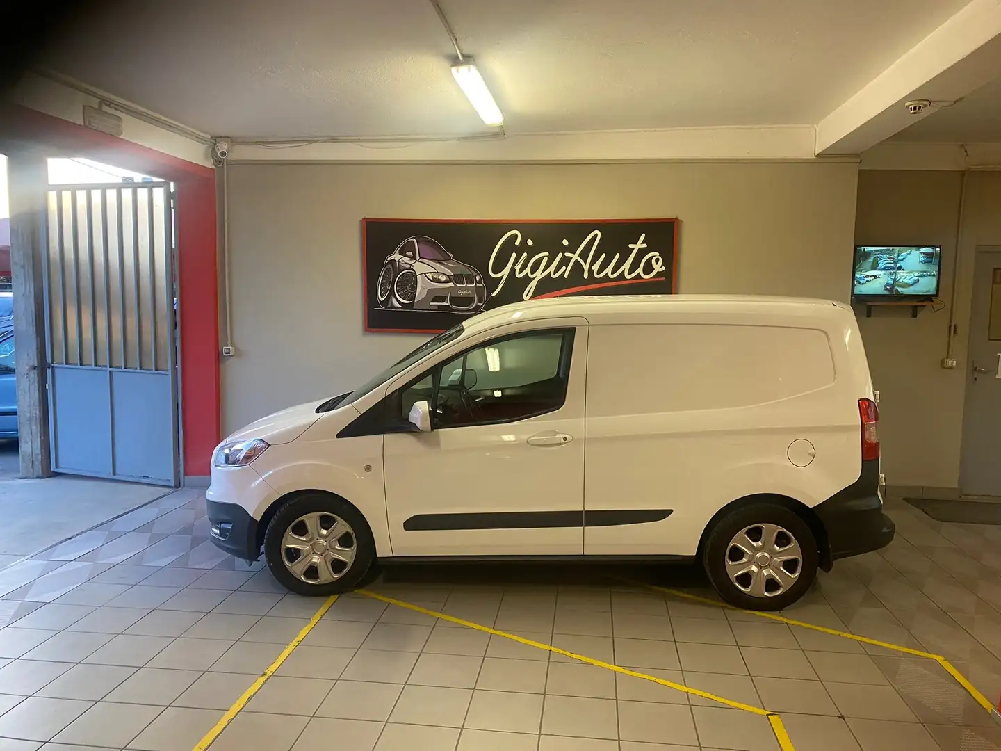 Ford Transit Courier 1.5 autocarro Bianco - 1