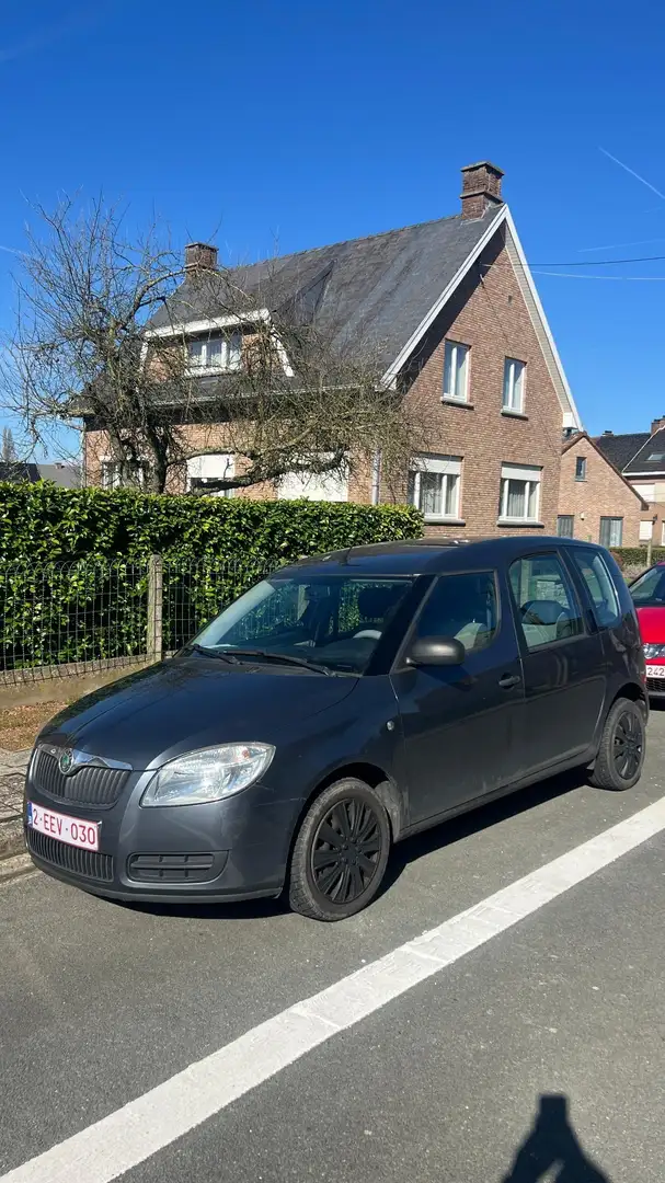 Skoda Roomster 1.2i Classic Gris - 1