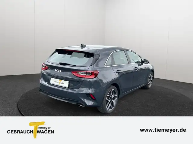 Kia Ceed view 5