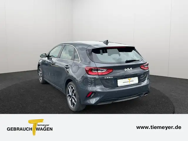 Kia Ceed view 7
