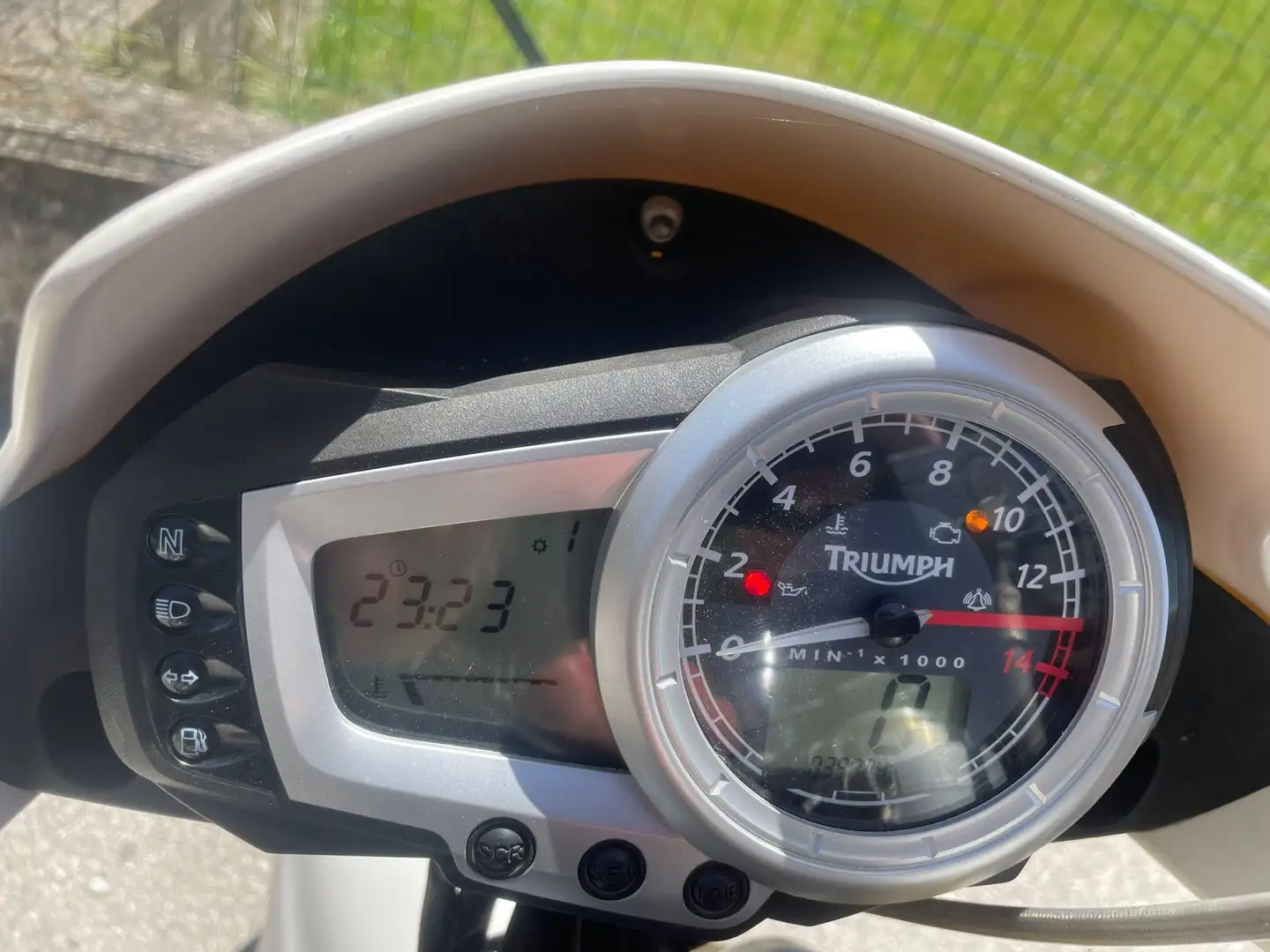 Triumph Speed Triple 750 - 1