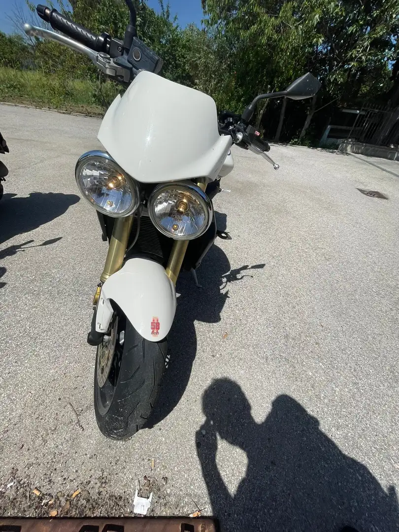 Triumph Speed Triple 750 - 2