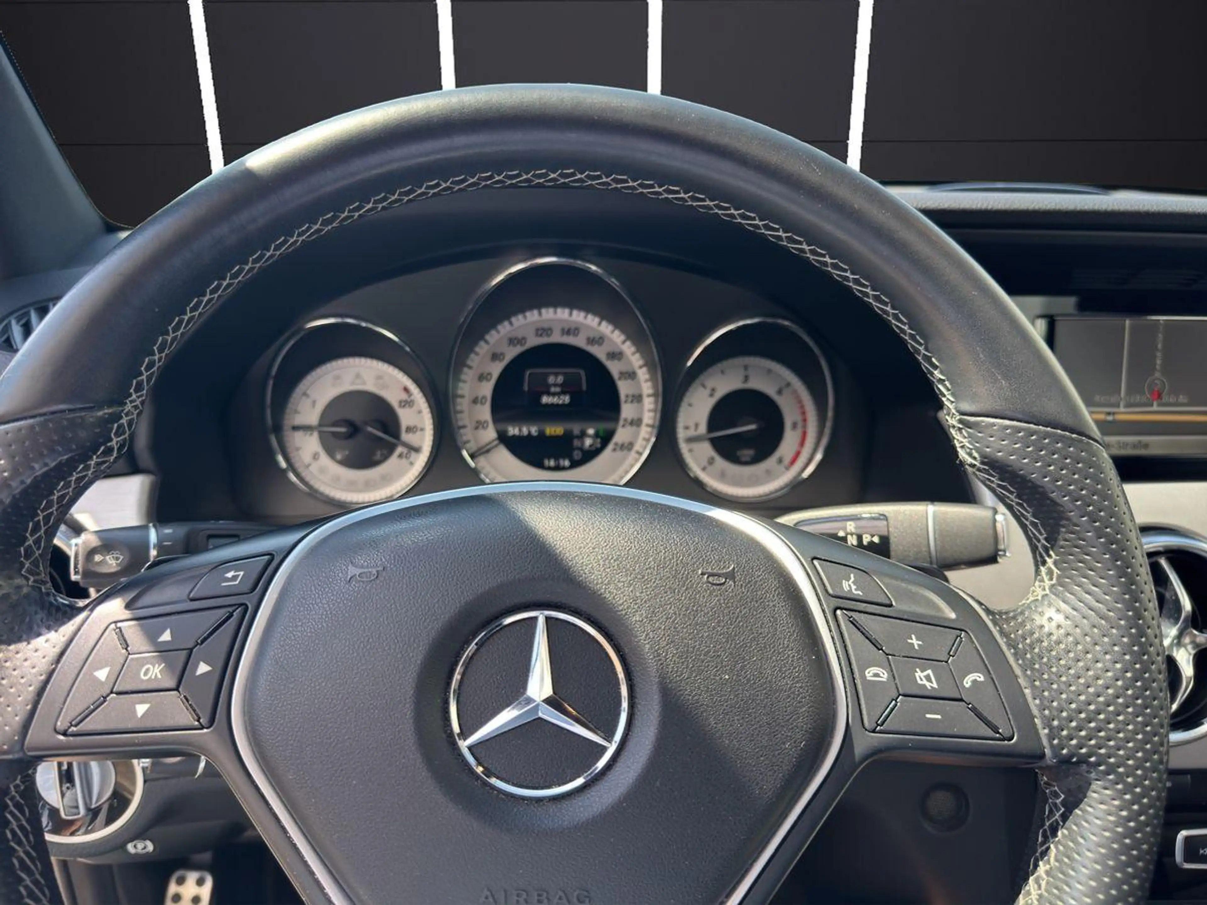 Mercedes-Benz GLK 250 CDI BlueTec 4Matic Pano AHK Navi — photo 11