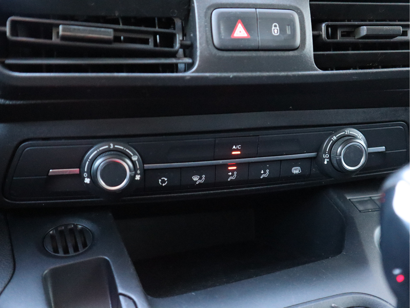 Peugeot Partner 1.5 BlueHDI 102pk Euro 6 Maxi L2 - Navi - Cruise - — photo 13