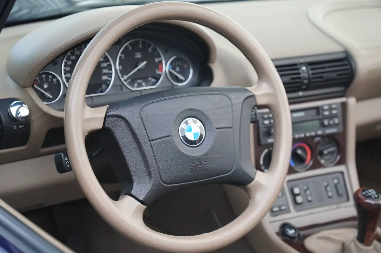 BMW Z3 ROADSTER / 2.8i / 007 JAMES BOND / 1 OF 25 / 1996 / EXCEPTIONAL CONDITION / FULL SERVICE HISTORY / ULTRA RARE, foto 8