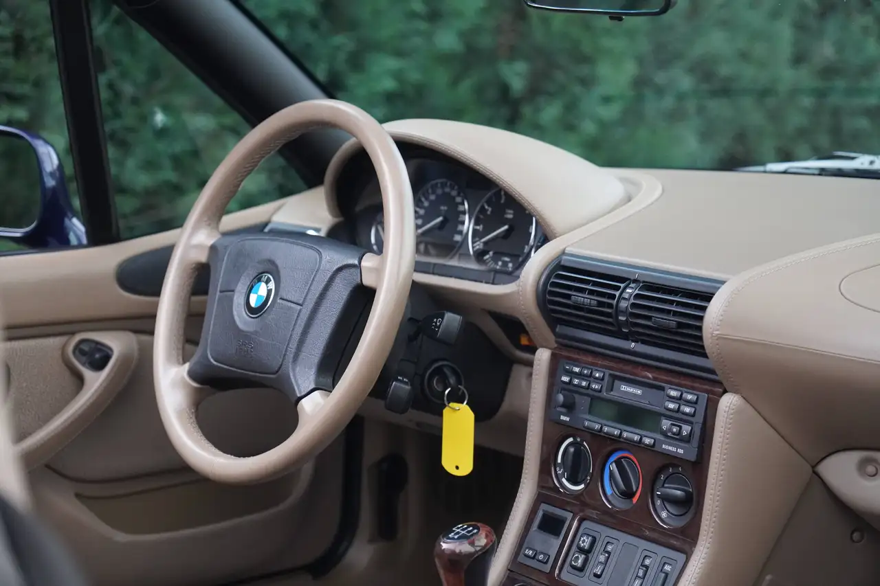 BMW Z3 ROADSTER / 2.8i / 007 JAMES BOND / 1 OF 25 / 1996 / EXCEPTIONAL CONDITION / FULL SERVICE HISTORY / ULTRA RARE, foto 6