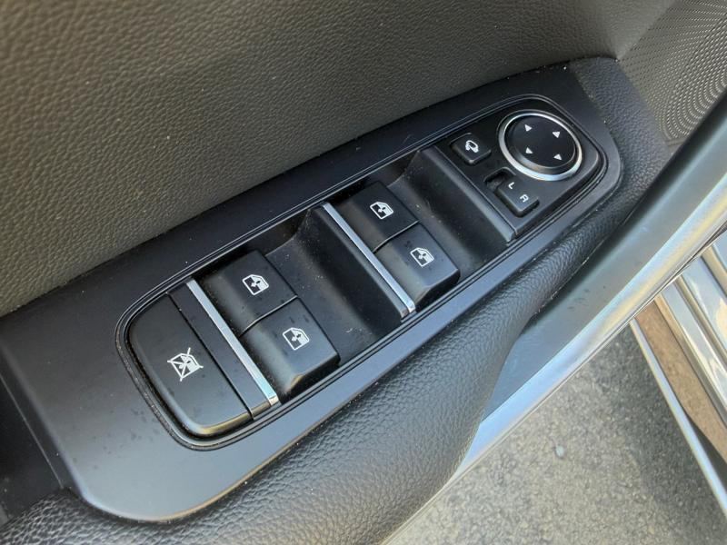 Kia ProCeed / pro_cee'd 1.4i 140cv automatic Gris 07/20 37.941km Airco GPS — photo 11