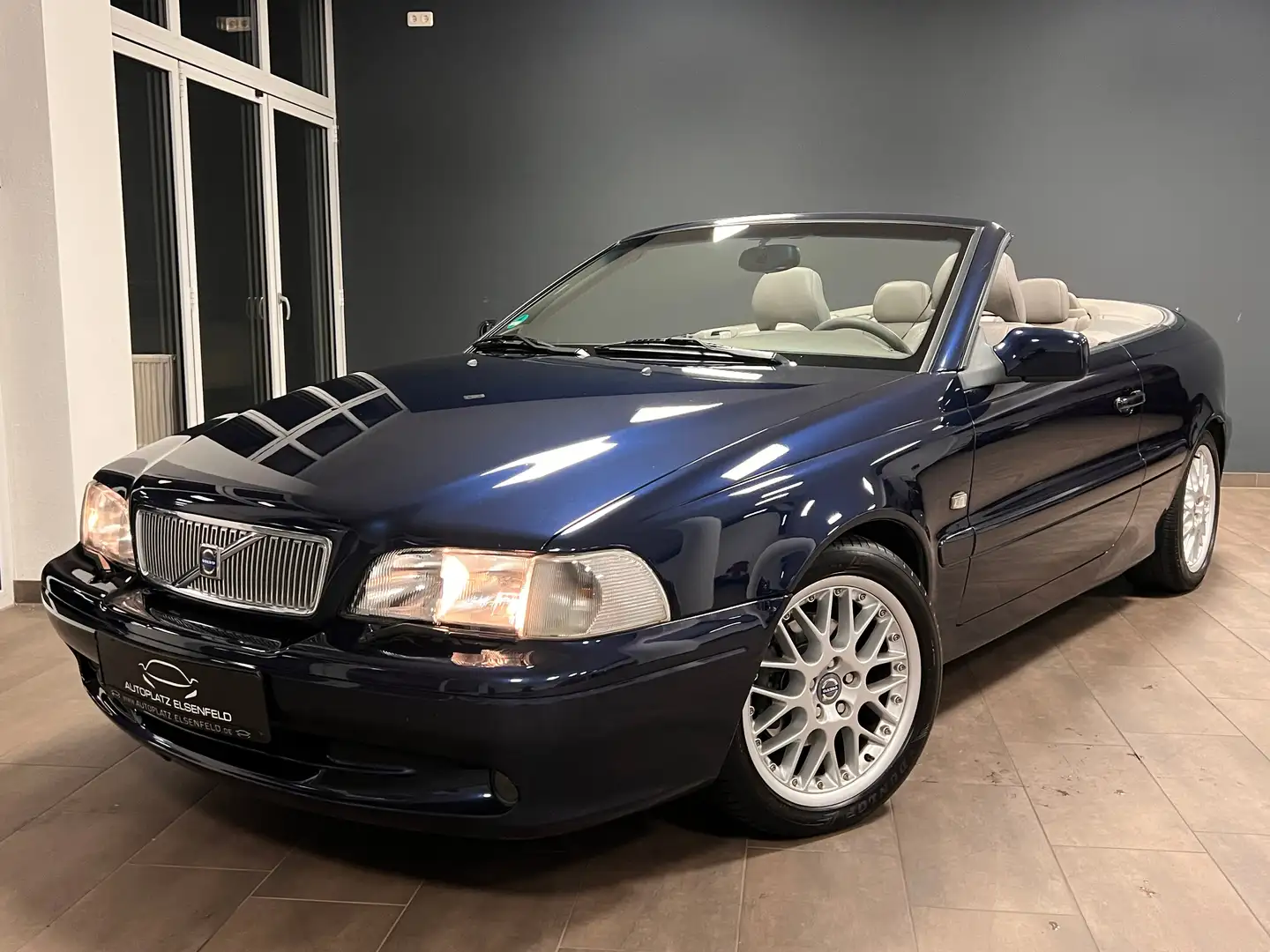Volvo C70 S Cabriolet 2.0T/AUTOMATIK/TEMPOMAT/SHZ/ Mavi - 1