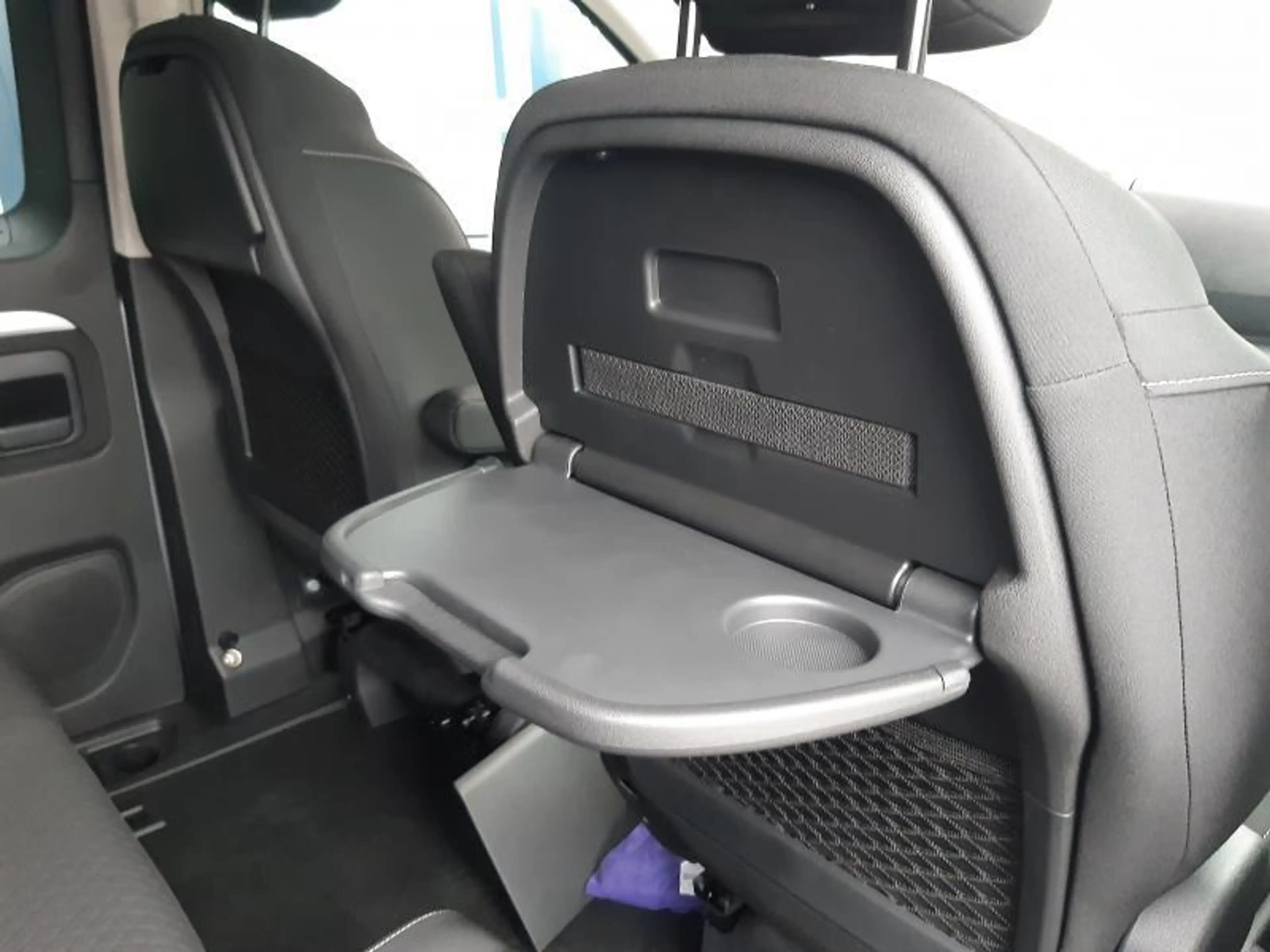 Opel Zafira Life Edition *8 Places* — photo 15