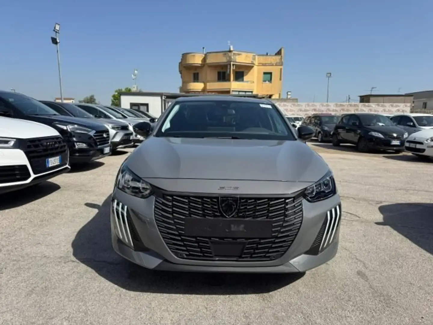 Peugeot 208 208 II 2023 1.2 hbd Allure 110cv e-dcs 6 KM ZERO Gris - 1