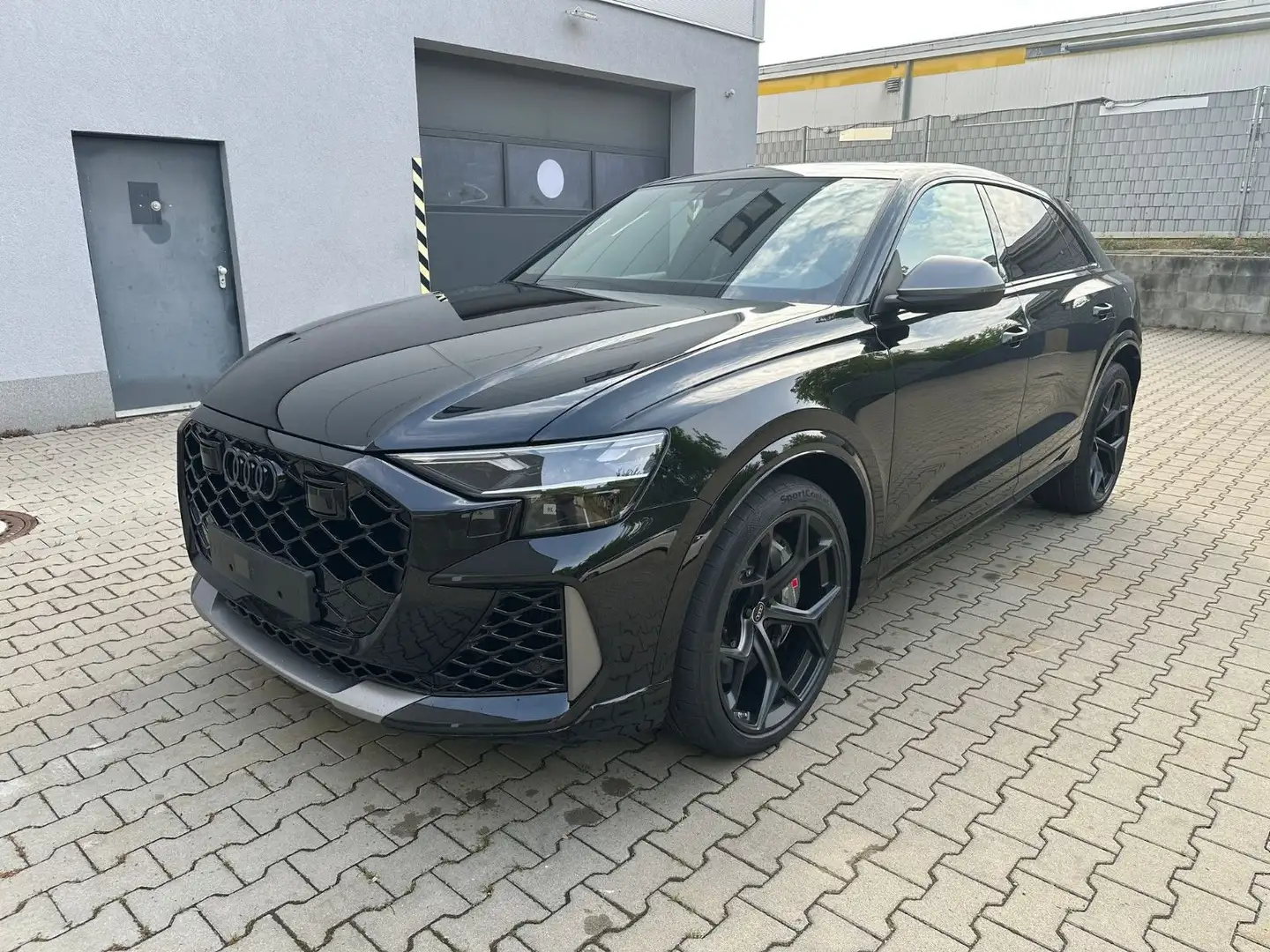 Audi RS Q8 4.0mhev 48VPerformance 640cv *CARBOCERAMICA*TETTO* Noir - 2