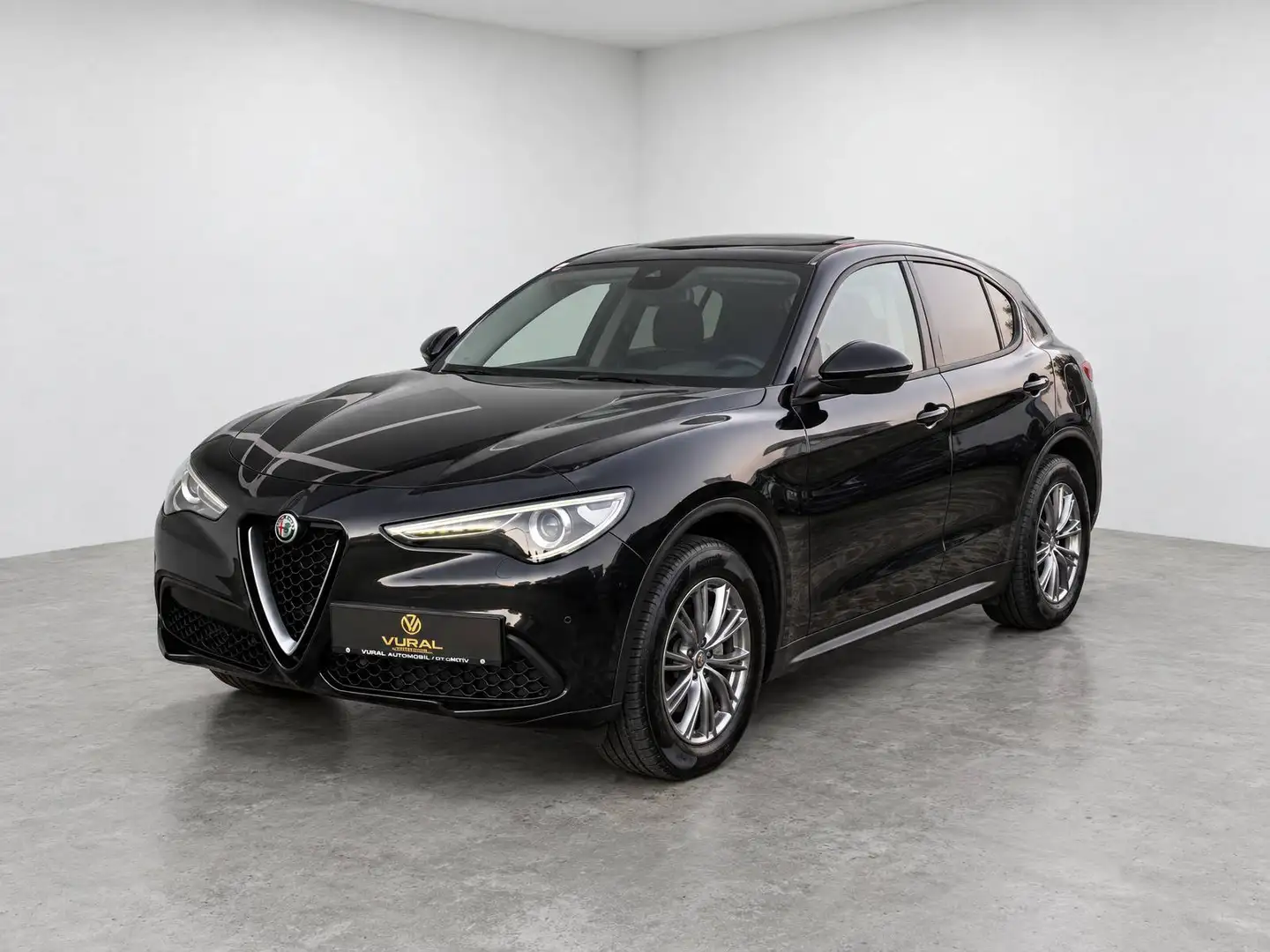 Alfa Romeo Stelvio 2.2 16V 190 AT8 Q4 MAGNIFICA | R.KAMERA | LED | ACC | Schwarz - 2