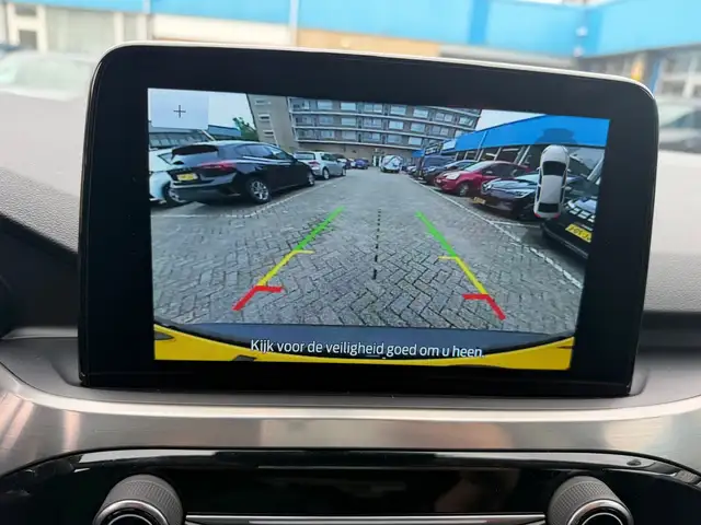 Ford Kuga view 12