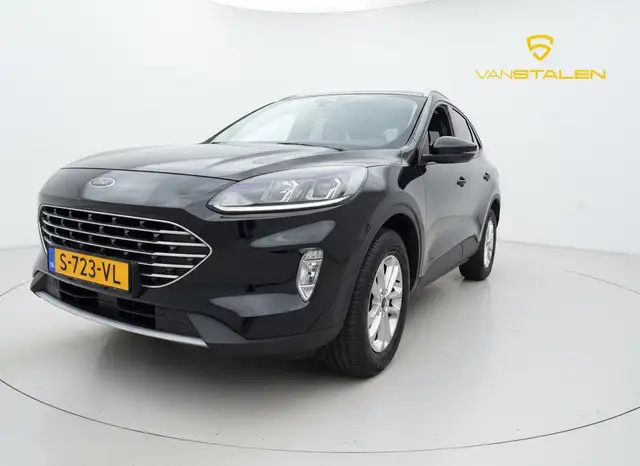 Ford Kuga view 3