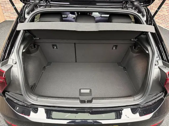 Volkswagen Polo view 7